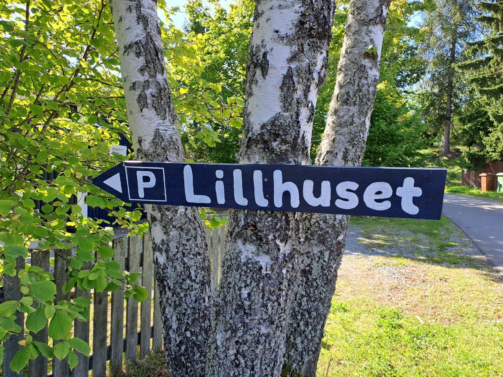 Вилла Lillhuset Naera Stockholm Tungelsta Экстерьер фото